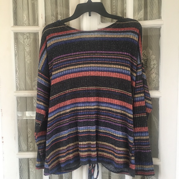 Tops - Striped Pullover Top - Medium